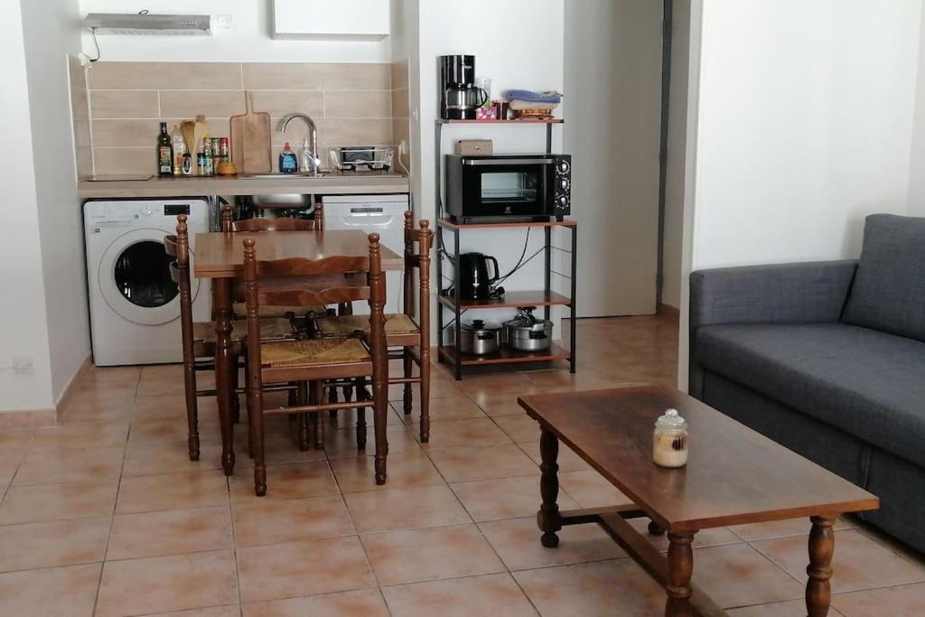 T2 6 Couchages. Plein Centre Ax-les-Thermes Exterior foto